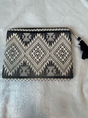 Black & Cream Woven Geometric Clutch with Tassel